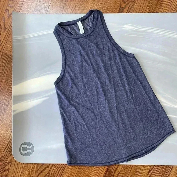 Lululemon I 4 - Picture 1 of 13